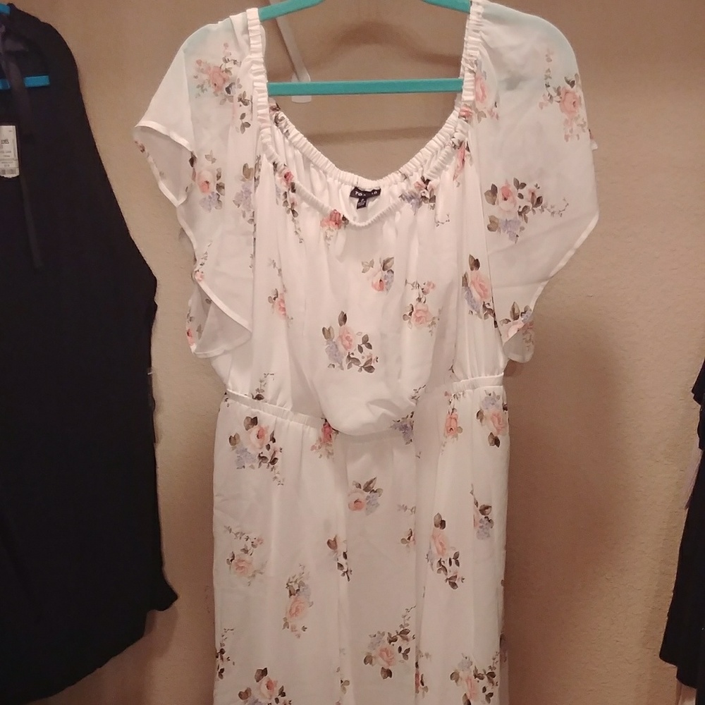 Torrid dress size 3